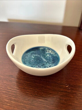 Small Ceramic Trinket Dish with Ocean Resin Pattern
